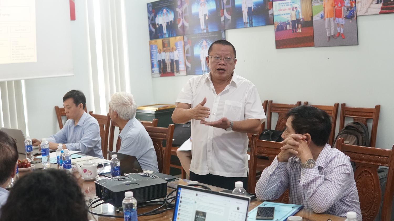 Hop btv hoi thuy san vn 2