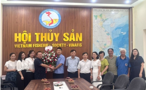 Lãnh đạo Hội Thủy sản Việt Nam chúc mừng Tạp chí Thủy sản Việt Nam nhân kỷ niệm 100 năm Ngày Báo chí cách mạng Việt Nam