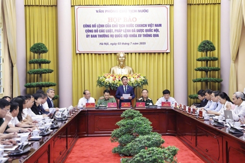 Công bố Lệnh của Chủ tịch nước về 15 luật, 1 pháp lệnh vừa được thông qua