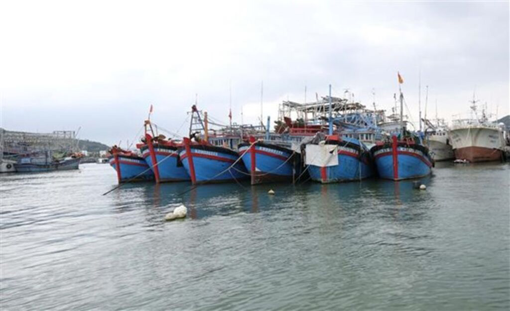 khac phuc the vangiuu tuyen truyen ngu dan tuan thu khong xam pham vung bien nuoc ngoai