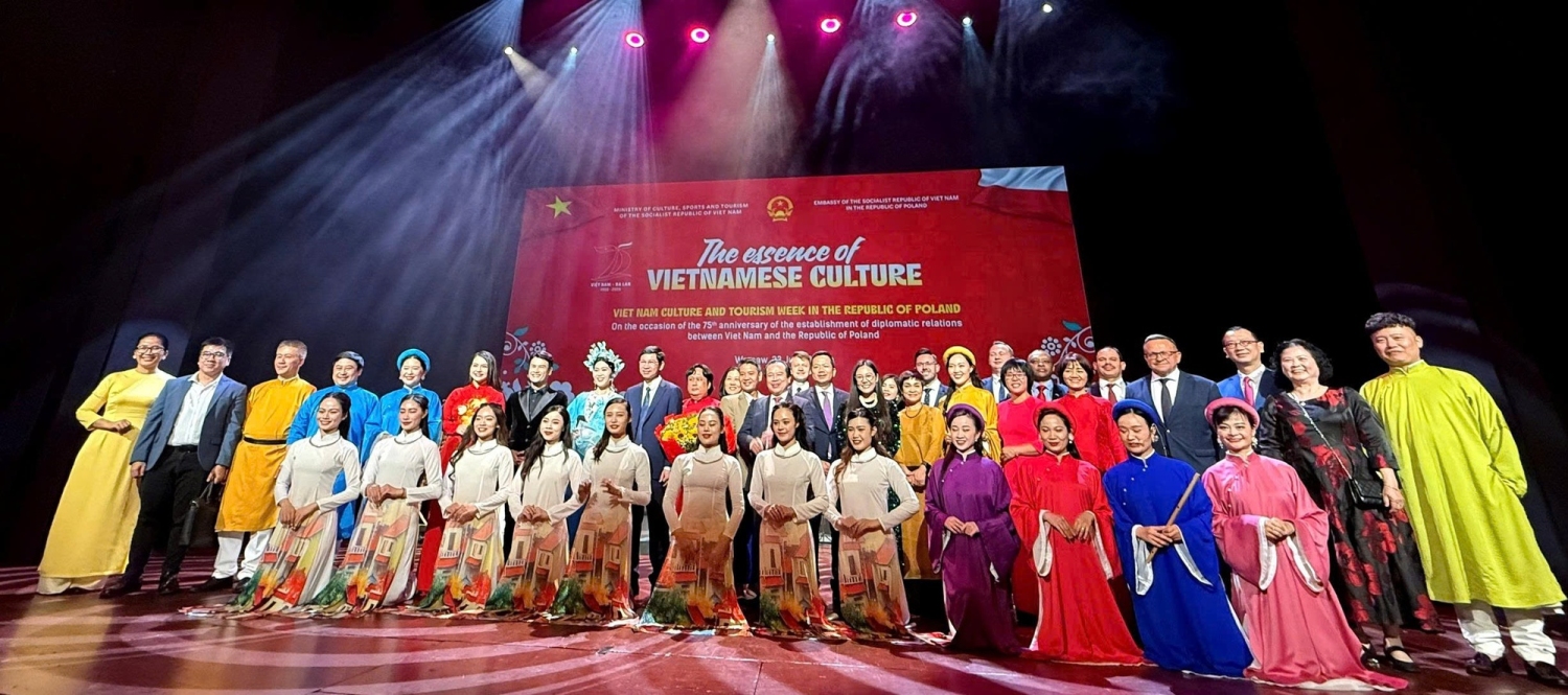 Kỷ niệm 75 năm quan hệ Việt Nam Ba Lan 4