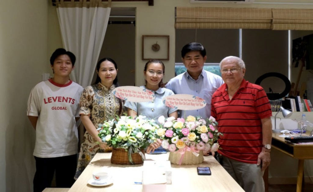 lanh dao hoi thuy san viet nam chuc mung tap chi thuy san viet nam nhan ky niem 100 nam ngay bao chi cach mang viet nam 3