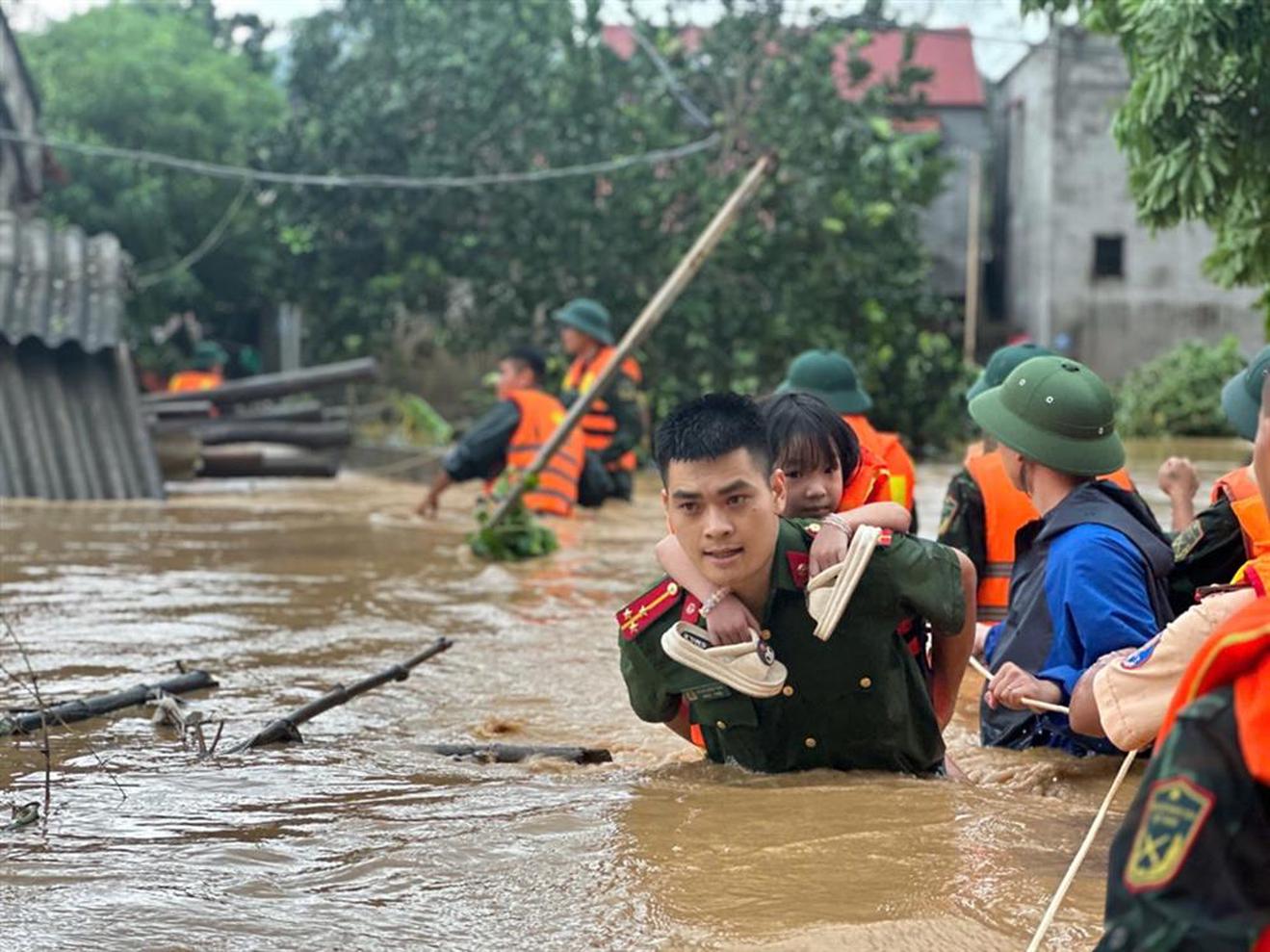 80 NĂM CÔNG AN NHÂN DÂN VIỆT NAM VỚI SỰ NGHIỆP XÂY DỰNG VÀ PHÁT TRIỂN KINH TẾ XÃ HỘI CỦA ĐẤT NƯỚC ảnh 4