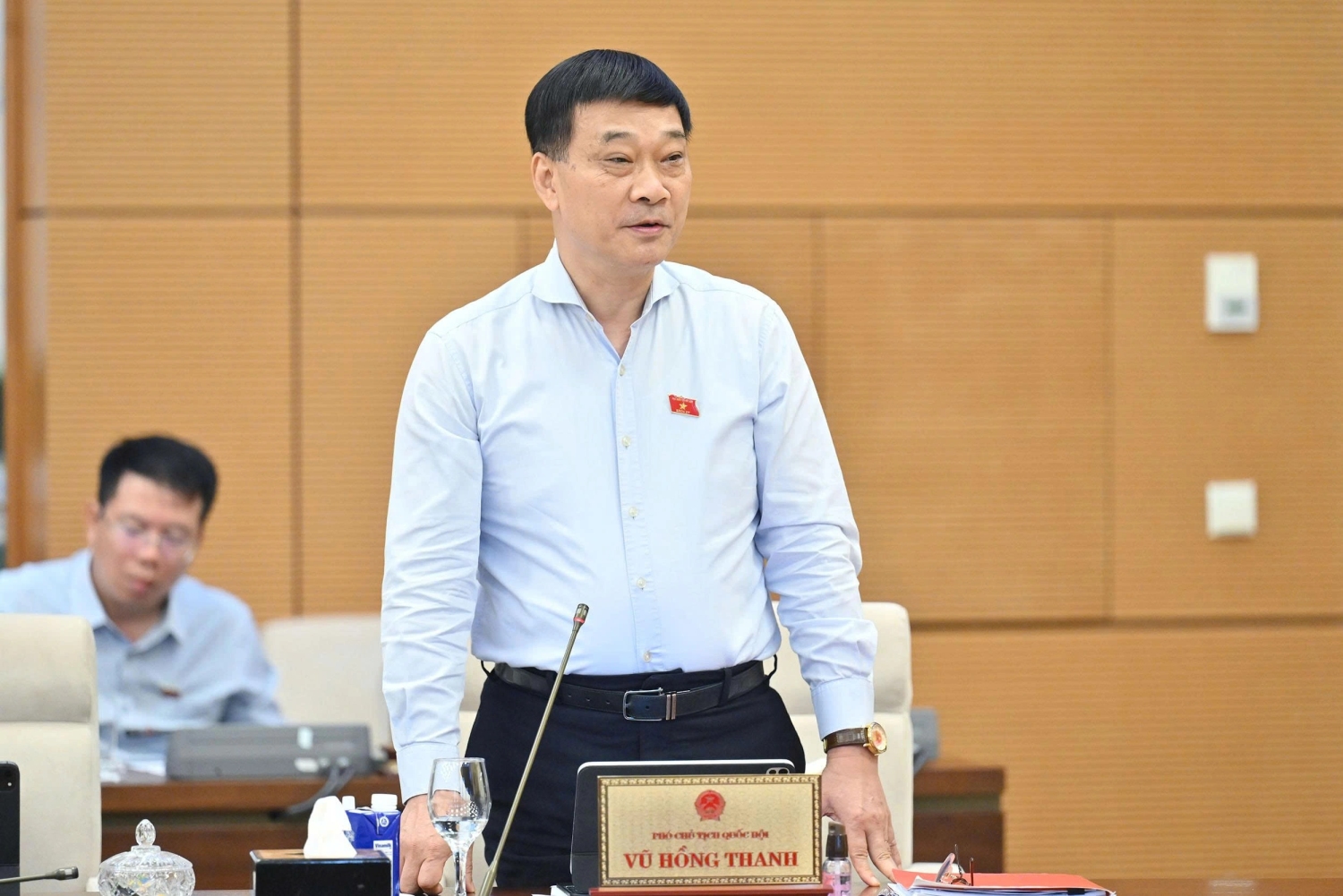Cần lộ trình từng bước để tiến tới cấm hoàn toàn xe xăng 2