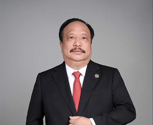 Ong Trinh Trung Phi 1