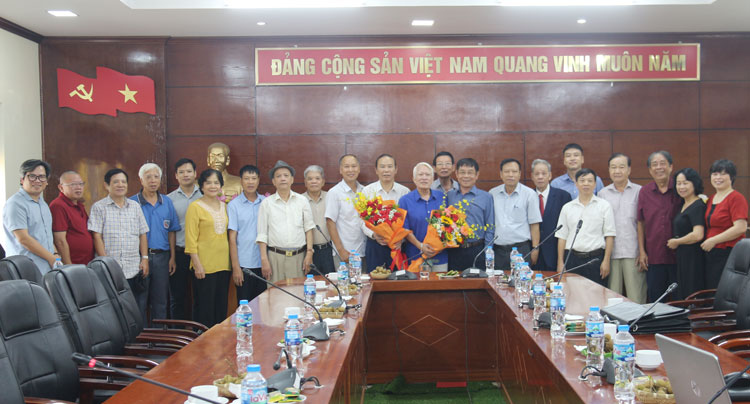 Ông Phùng Đức Tiến được bầu làm Chủ tịch Hội Thủy sản Việt Nam ảnh 7