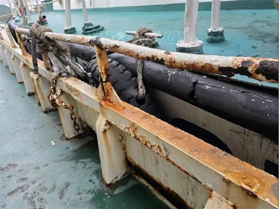 2 khắc phục thẻ vàng IUU